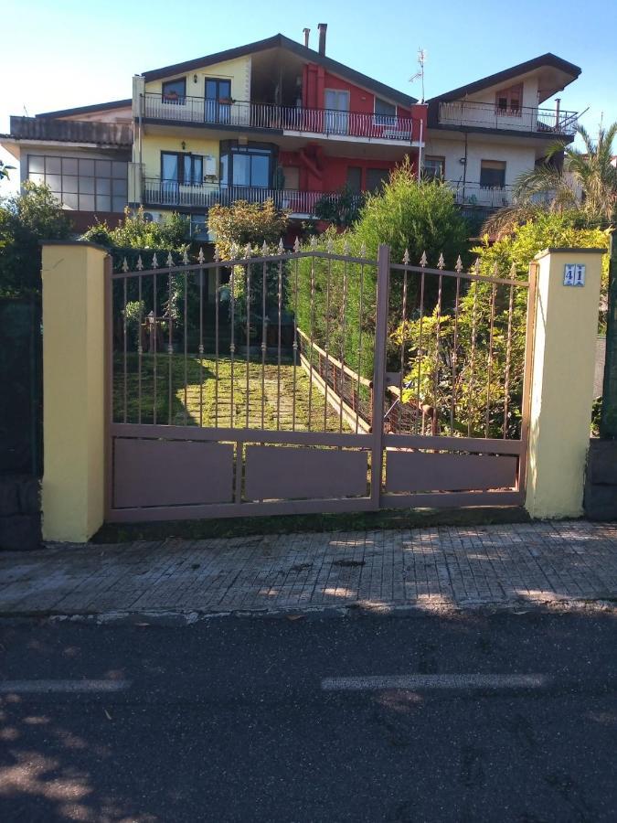 Loft Sotto Il Vulcano, Con Posto Auto Privato Zafferana Etnea Eksteriør bilde